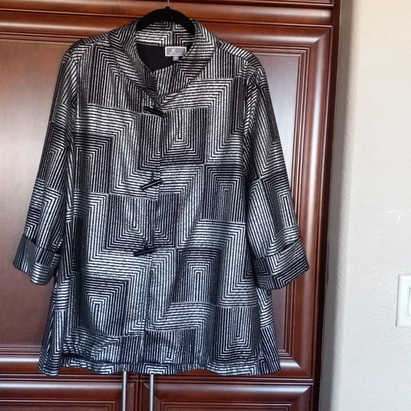 Jacket - Picture 1 of 3